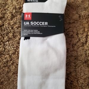 Under Armour men soccer socks size M